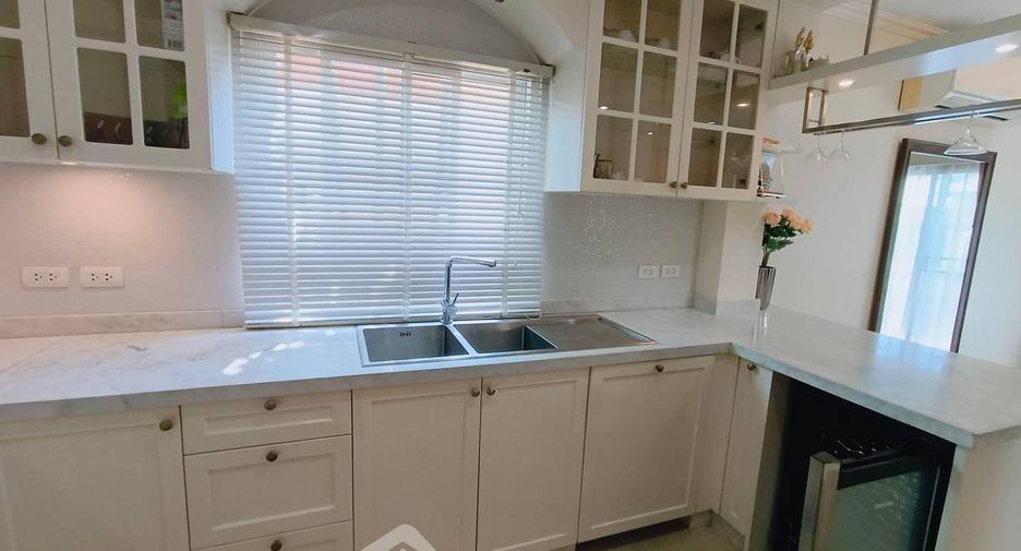 À vendre 3 chambres maison à Huay Yai, Pattaya