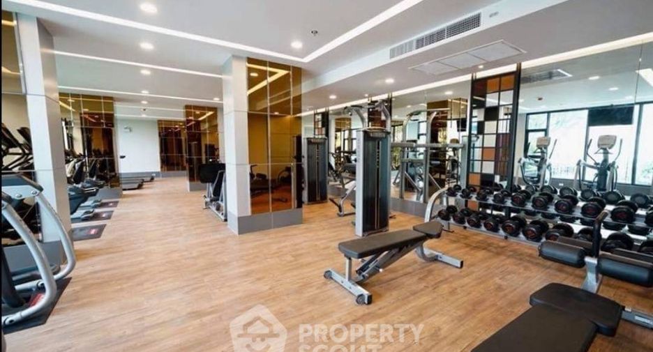 For sale 1 bed condo in Thon Buri, Bangkok