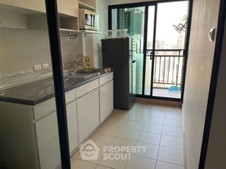 À vendre 1 chambre condo à Thon Buri, Bangkok