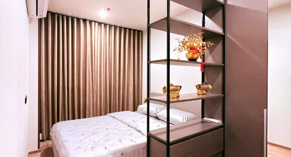 For sale 2 bedrooms condo in Huai Khwang, Bangkok