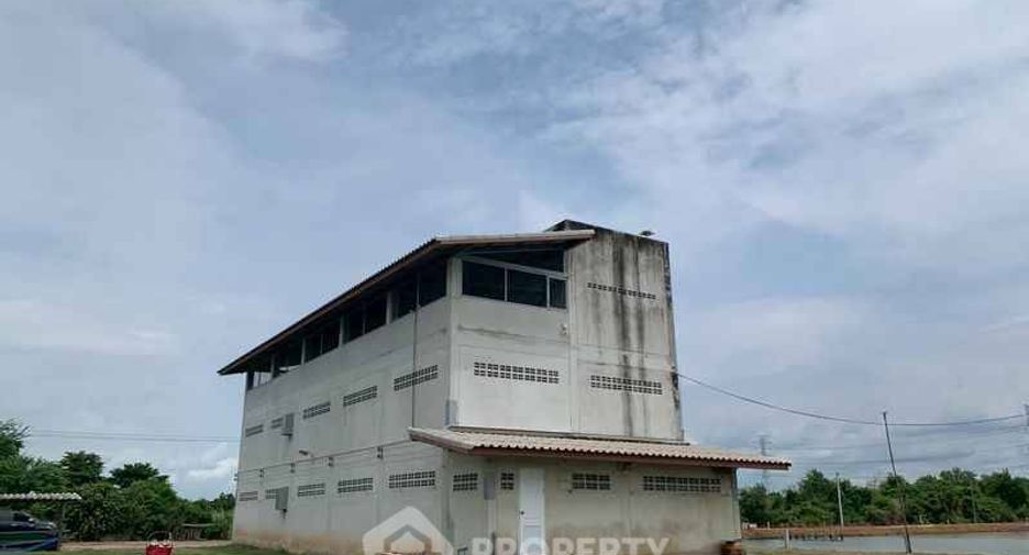 Haus zum Kauf mit 1 Zimmer in Phan Thong, Chonburi