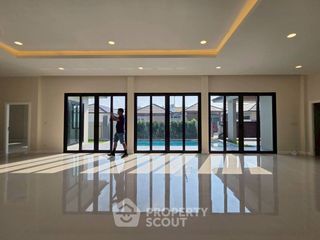 Villa zum Kauf mit 3 Zimmer in Bang Lamung, Chonburi