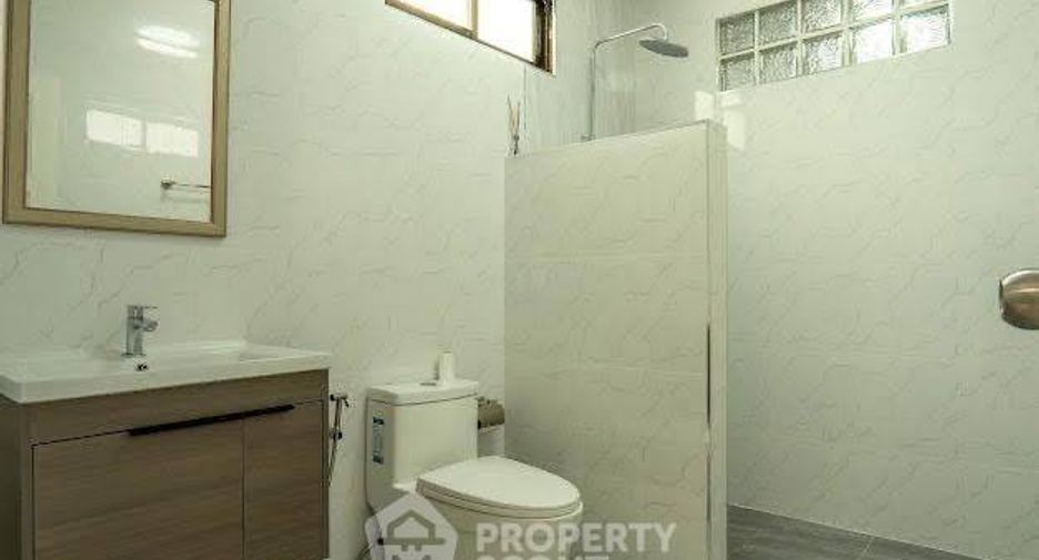 For sale 3 bedrooms house in Sattahip, Chonburi