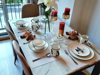 Condo en alquiler y en venta de 2 habitaciones en Huai Khwang, Bangkok
