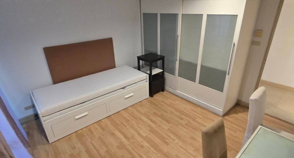 For sale 2 bedrooms condo in Watthana, Bangkok