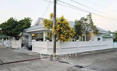 À vendre 3 chambres maison à East Pattaya, Pattaya