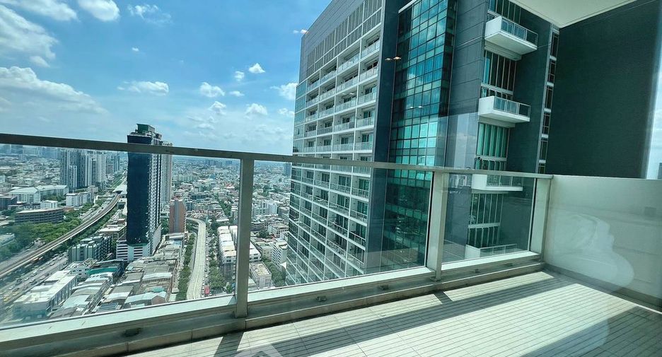 For rent and for sale 2 bedrooms condo in Sathon, Bangkok