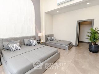 For sale 6 bedrooms villa in Bang Lamung, Chonburi