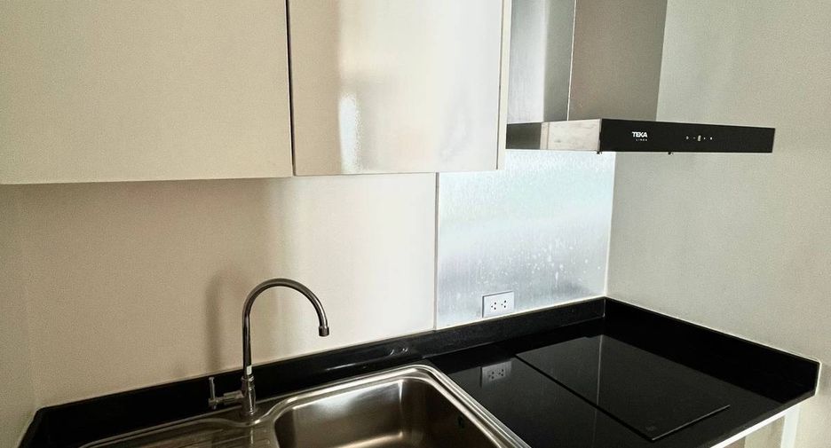 For rent and for sale 1 bed apartment in Sattahip, Chonburi