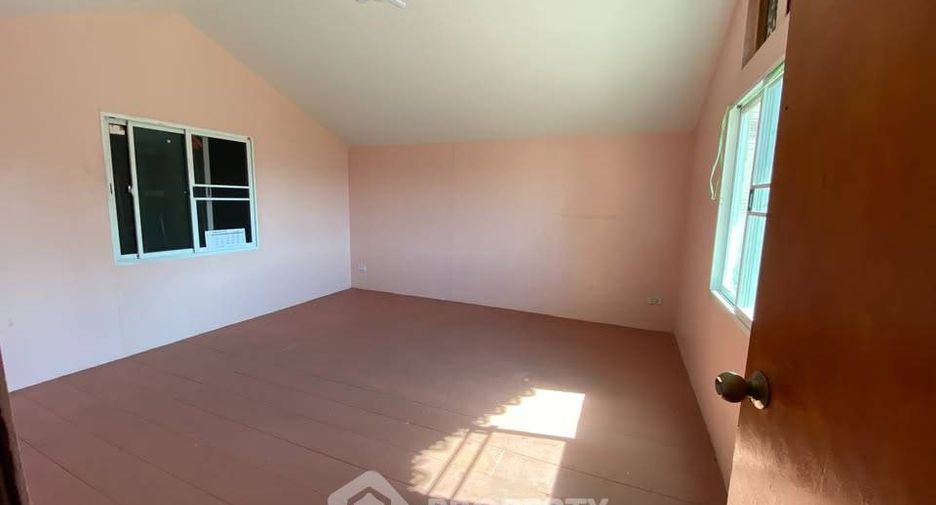 Casa en venta de 5 habitaciones en Mueang Chon Buri, Chonburi