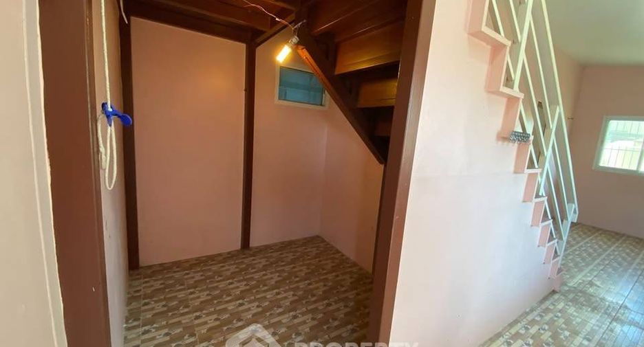 Casa en venta de 5 habitaciones en Mueang Chon Buri, Chonburi