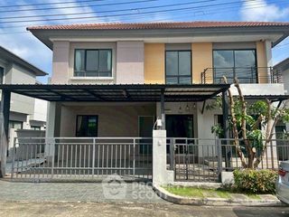 For sale 3 bedrooms house in Bang Khen, Bangkok