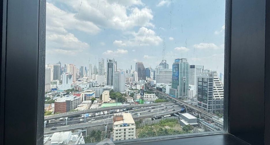 For sale 2 bedrooms condo in Pathum Wan, Bangkok
