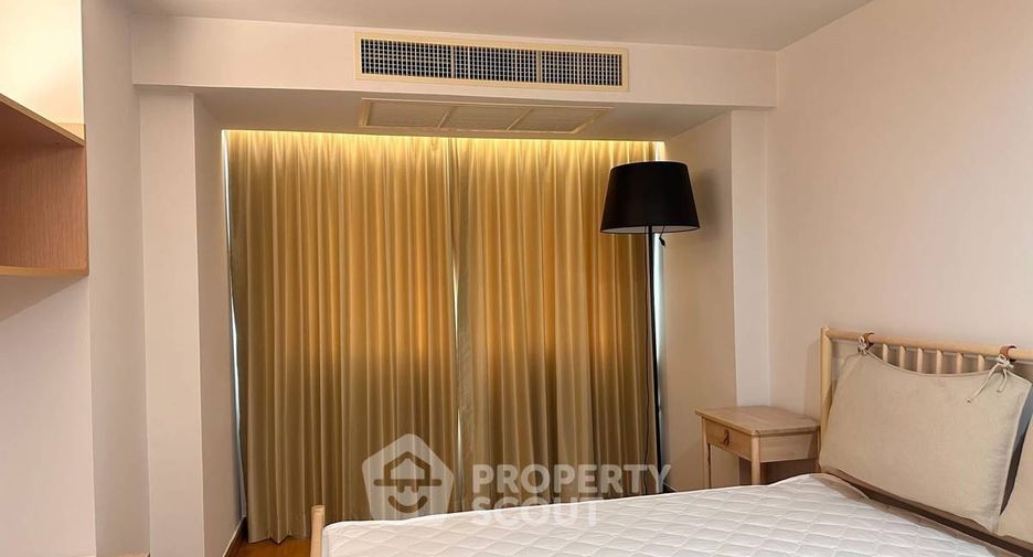 Wohnung zur Miete und zum Kauf mit 2 Zimmer in Phra Khanong, Bangkok