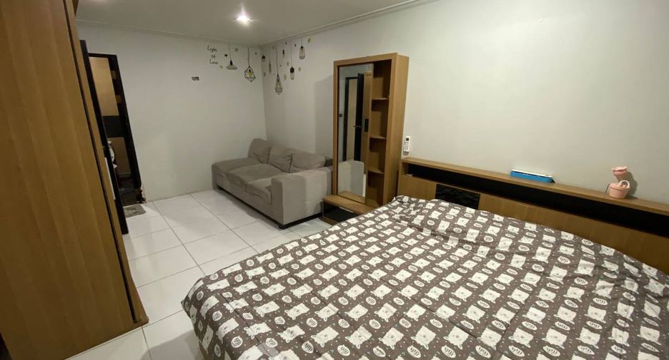 For sale 2 bedrooms condo in Watthana, Bangkok