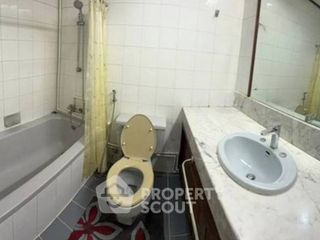 Condo en venta de 2 habitaciones en Bang Phlat, Bangkok