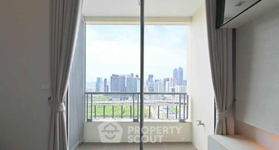 For sale 1 bed condo in Watthana, Bangkok