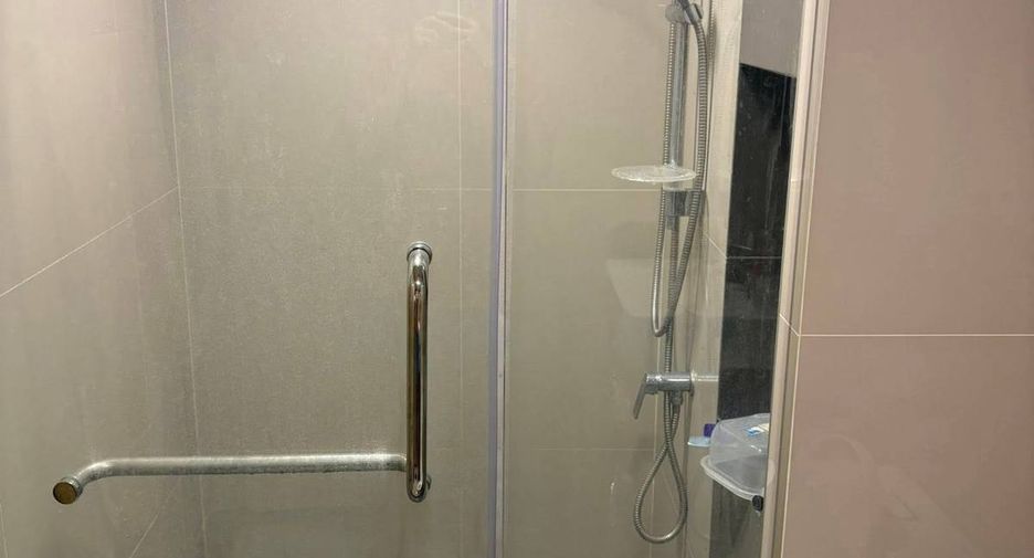 For sale 1 bed condo in Bang Phlat, Bangkok