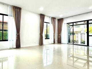 ขาย 4 ห้องนอน บ้านเดี่ยว ใน หนองแขม, กรุงเทพฯ