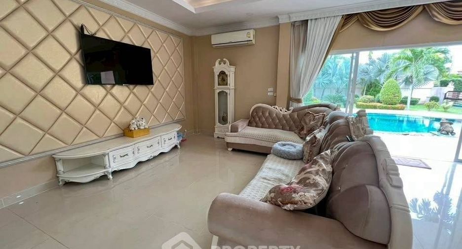 For sale 3 bedrooms house in Huay Yai, Pattaya
