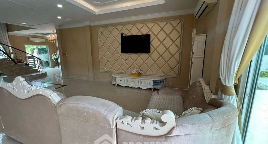 For sale 3 bedrooms house in Huay Yai, Pattaya