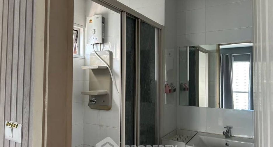 For sale 1 bed condo in Huai Khwang, Bangkok