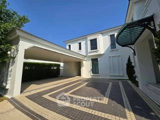 For sale 4 bedrooms house in Thawi Watthana, Bangkok