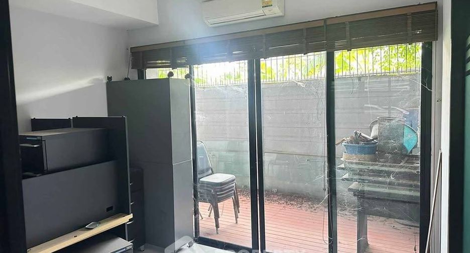 Condo en venta de 1 habitaciones en Wang Thonglang, Bangkok