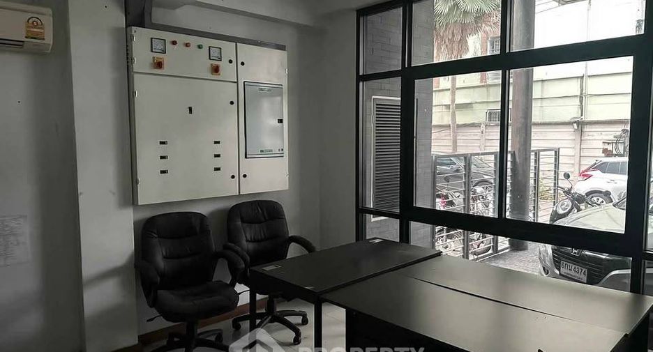 Condo en venta de 1 habitaciones en Wang Thonglang, Bangkok