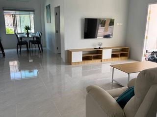 Villa zum Kauf mit 4 Zimmer in Sattahip, Chonburi