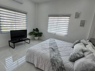 Villa zum Kauf mit 4 Zimmer in Sattahip, Chonburi