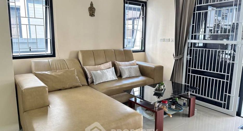 For sale 3 bedrooms house in East Pattaya, Pattaya