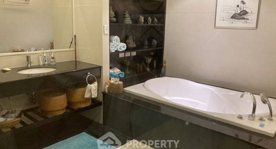 Condo en venta de 3 habitaciones en Sattahip, Chonburi
