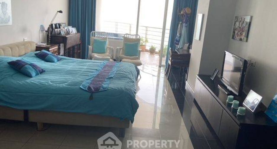 Condo en venta de 3 habitaciones en Sattahip, Chonburi