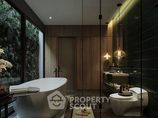 Villa en alquiler y en venta de 5 habitaciones en Bang Lamung, Chonburi
