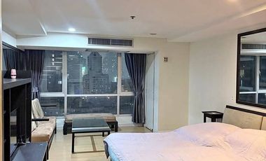For sale 1 bed condo in Khlong Toei, Bangkok