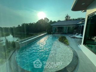 À vendre 4 chambres villa à Bang Lamung, Chonburi