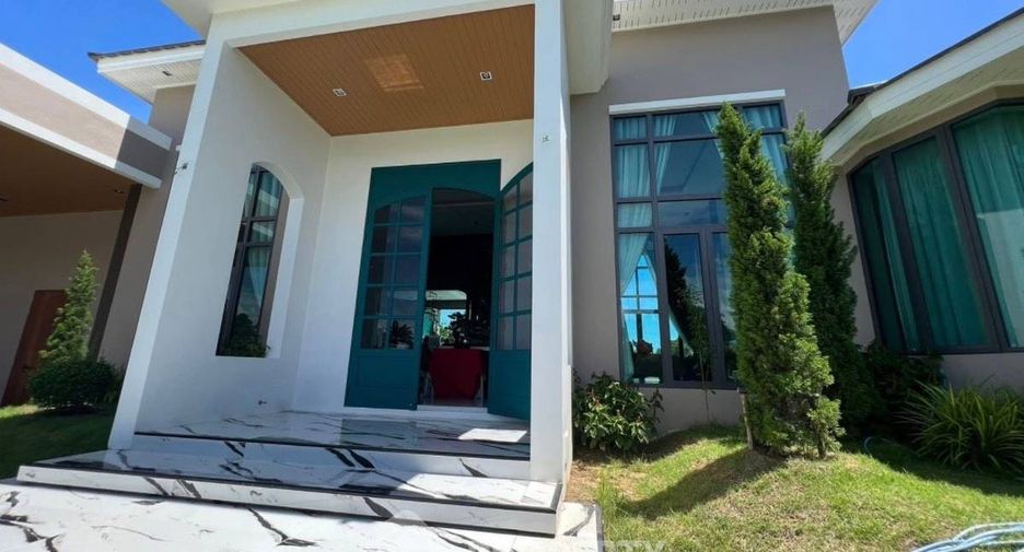 For sale 4 bedrooms villa in Bang Lamung, Chonburi