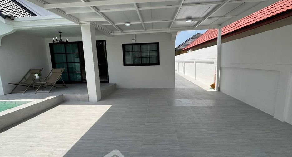 À vendre 4 chambres villa à East Pattaya, Pattaya
