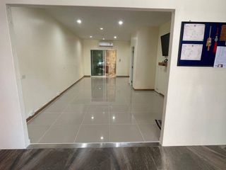 出售 4 卧室 联排别墅 在 Suan Luang, 曼谷