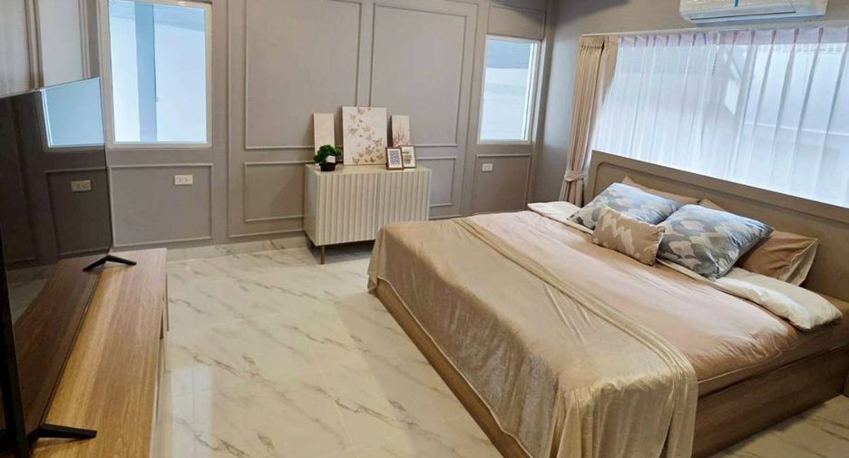 Villa zum Kauf mit 4 Zimmer in East Pattaya, Pattaya