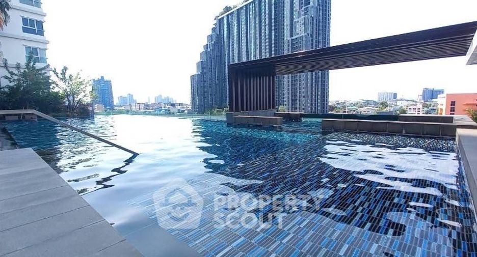 For sale 1 bed condo in Thon Buri, Bangkok