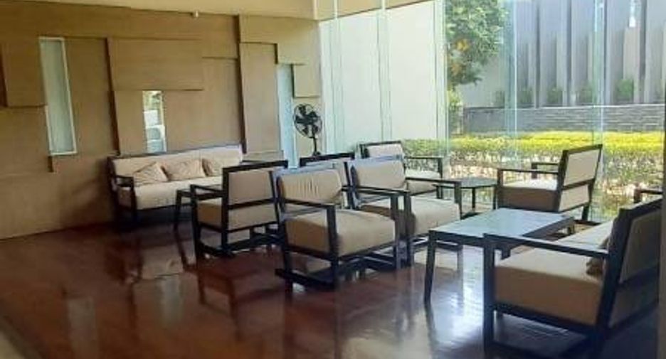 For sale 1 bed condo in Thon Buri, Bangkok