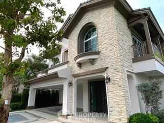 For rent and for sale 4 bedrooms house in Bang Khen, Bangkok