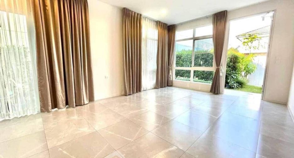 For rent and for sale 3 bedrooms house in Prawet, Bangkok