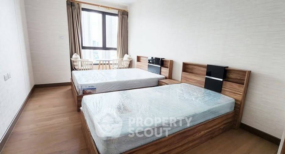 For sale 2 bedrooms condo in Khlong San, Bangkok