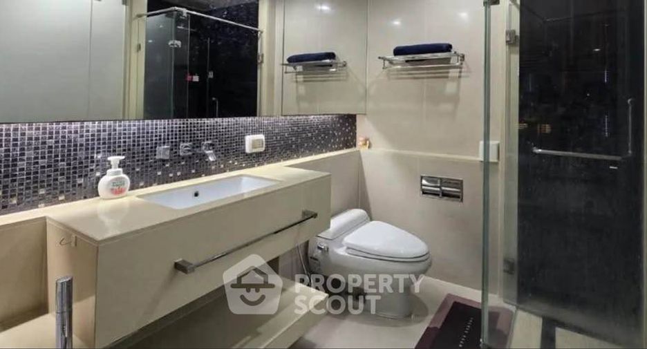For sale 1 bed condo in Sathon, Bangkok