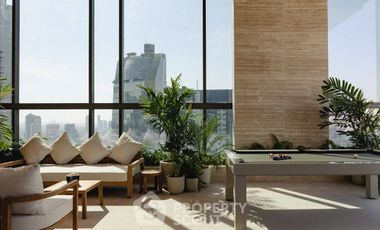 For sale 2 bedrooms condo in Khlong Toei, Bangkok
