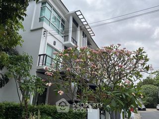 For rent and for sale 3 bedrooms townhouse in Prawet, Bangkok