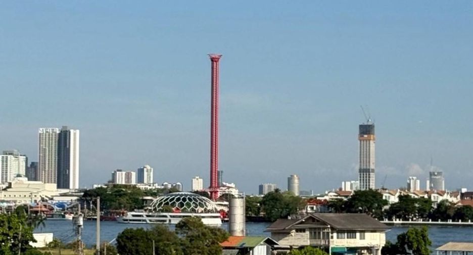 For sale 2 bedrooms condo in Thon Buri, Bangkok